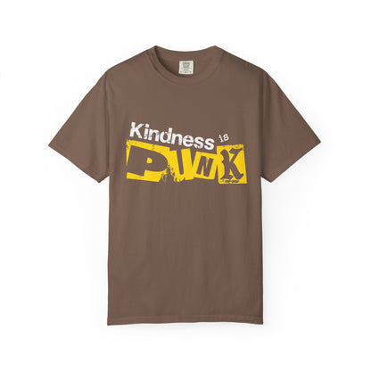 Yellow Signal T-shirt - by Favio Moreno