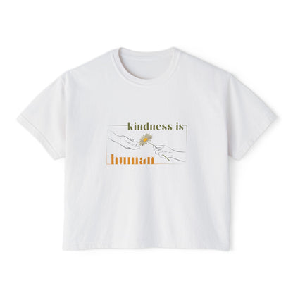 Daisy - By: AMR - Women's Boxy T-Shirt