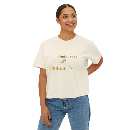 Daisy - By: AMR - Women's Boxy T-Shirt